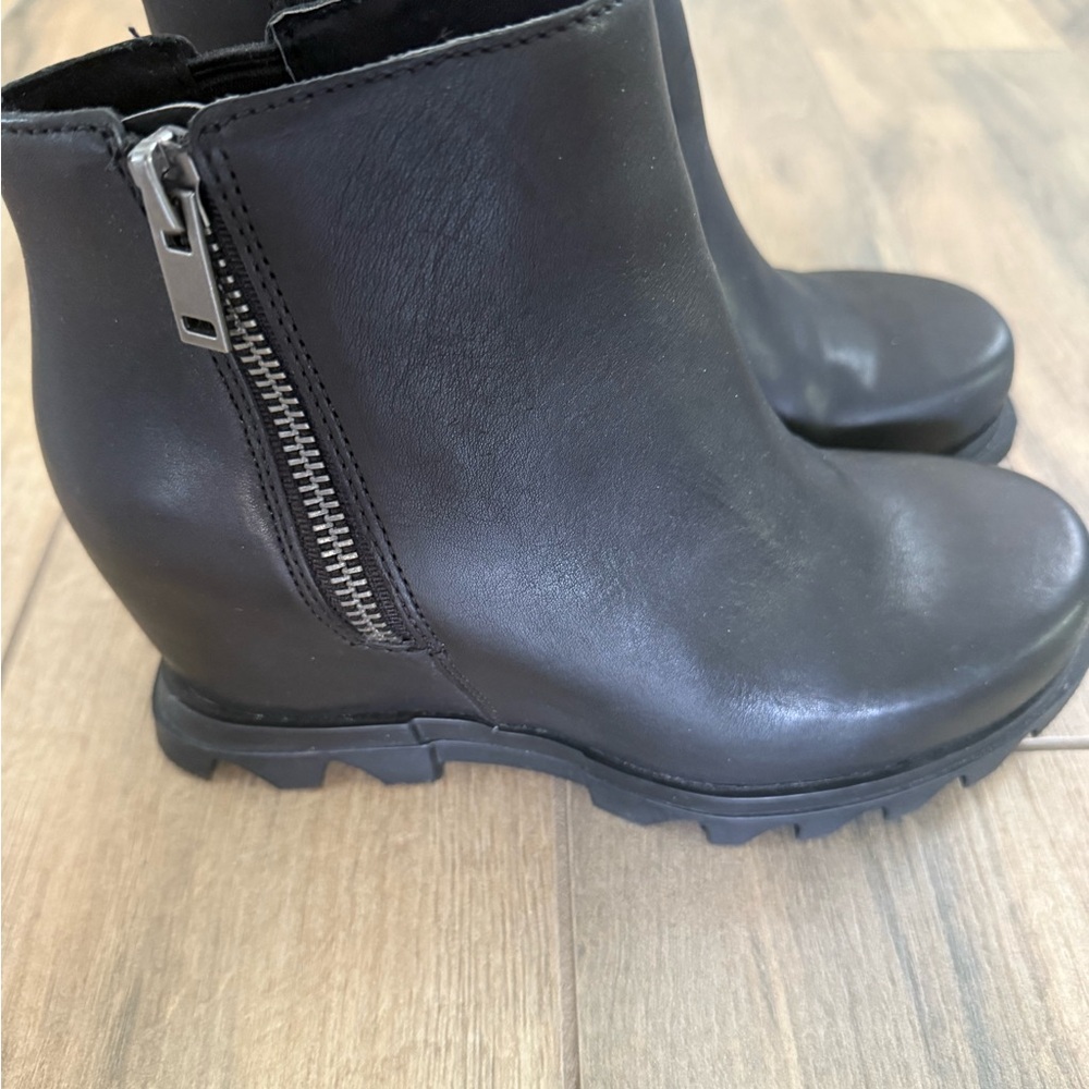 Sorel Joan Wedge Boot 6.5
